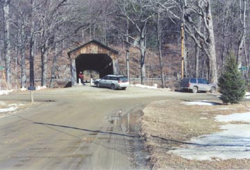 Considerable racking evident at the west portal Photo by Wilfred Thompson 02/24/02