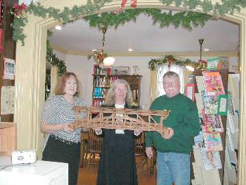 Richard T. Donovan's model covered bridge