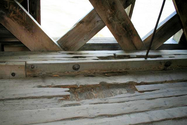 Scott Covered Bridge floor weathering